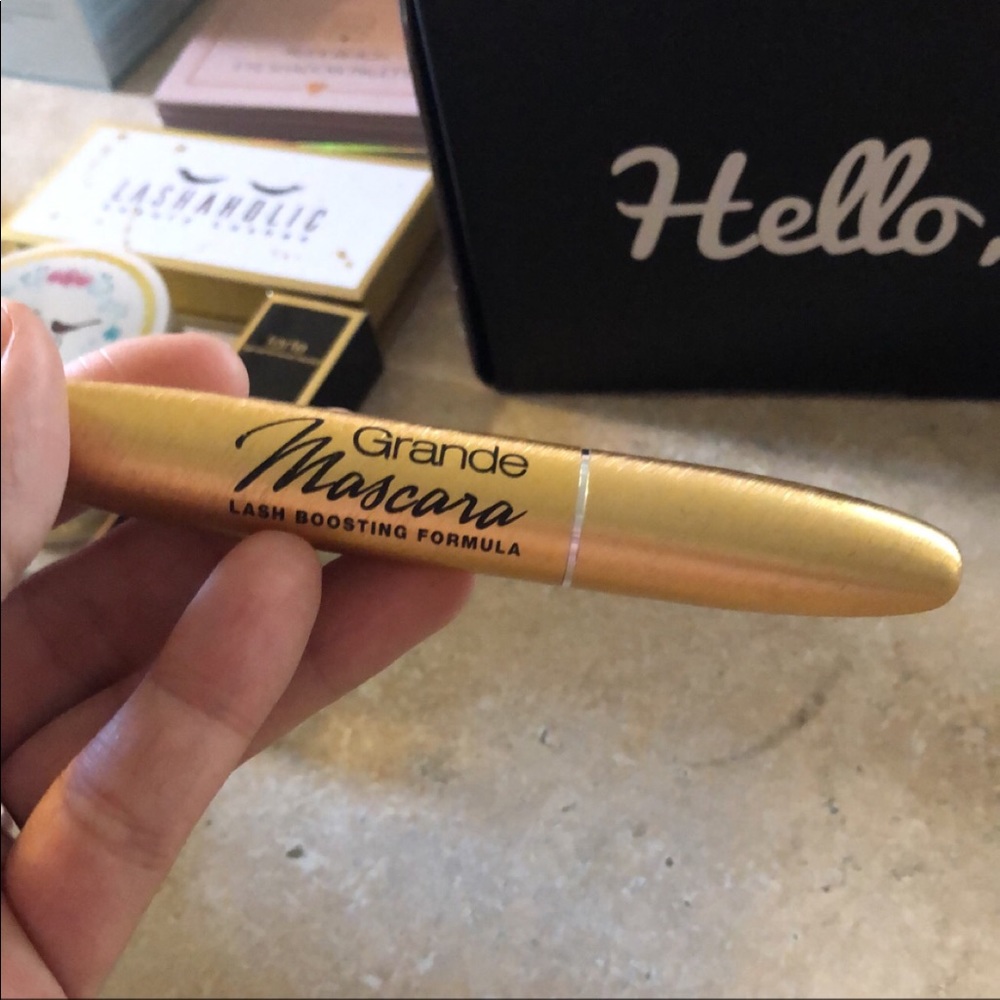 Grande mascara